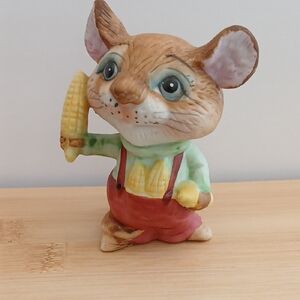Homco Mouse Figurine with Corn